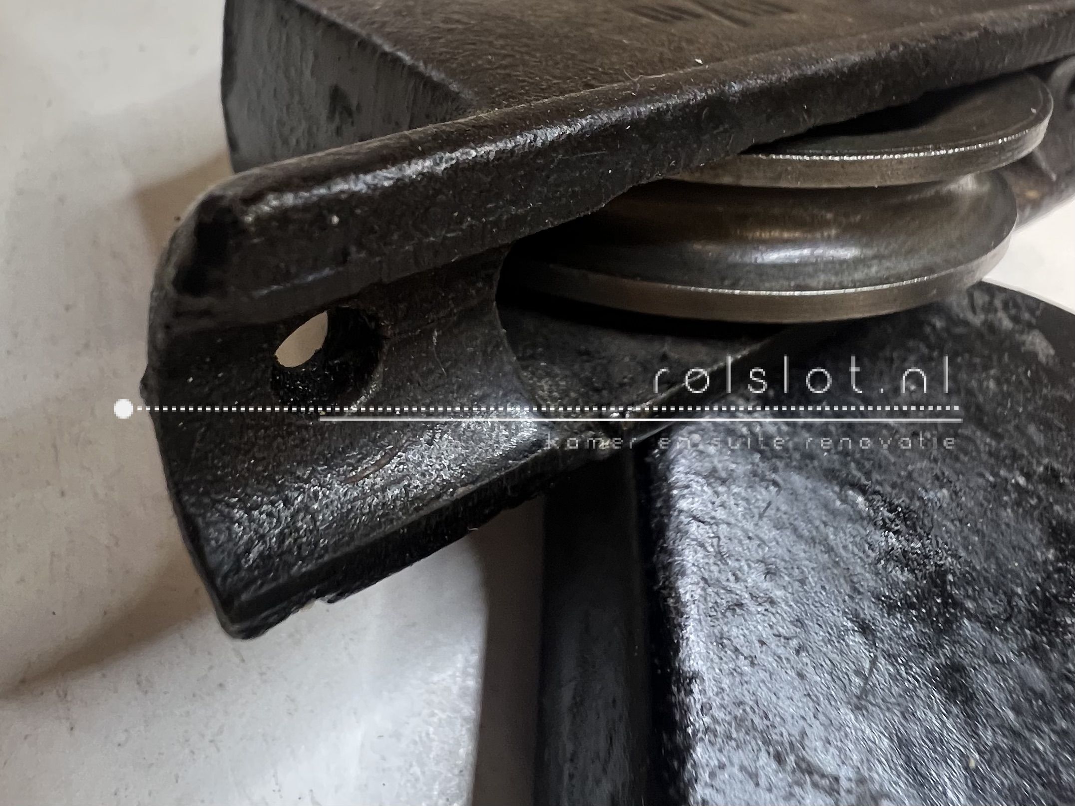 Gietijzer rolslot 65 mm G&R - Afbeelding 4