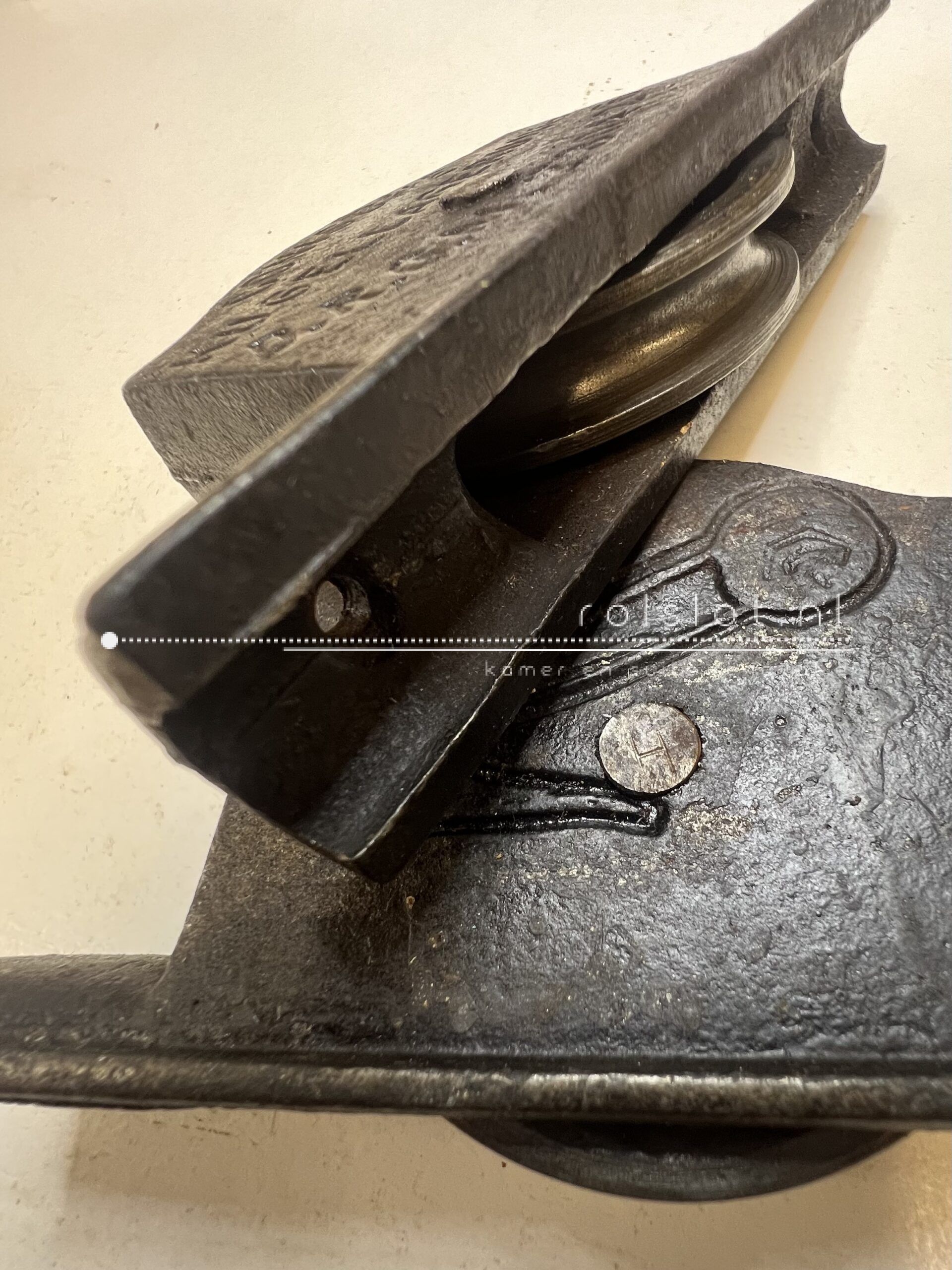 Gietijzer rolslot 65 mm Schwalbe - Afbeelding 4